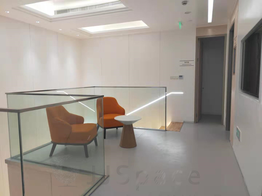 國(guó)鍵鑫興（北京）家具有限公司顯華米智慧珍所提供桌椅、休閑等辦公家具項(xiàng)目案例。